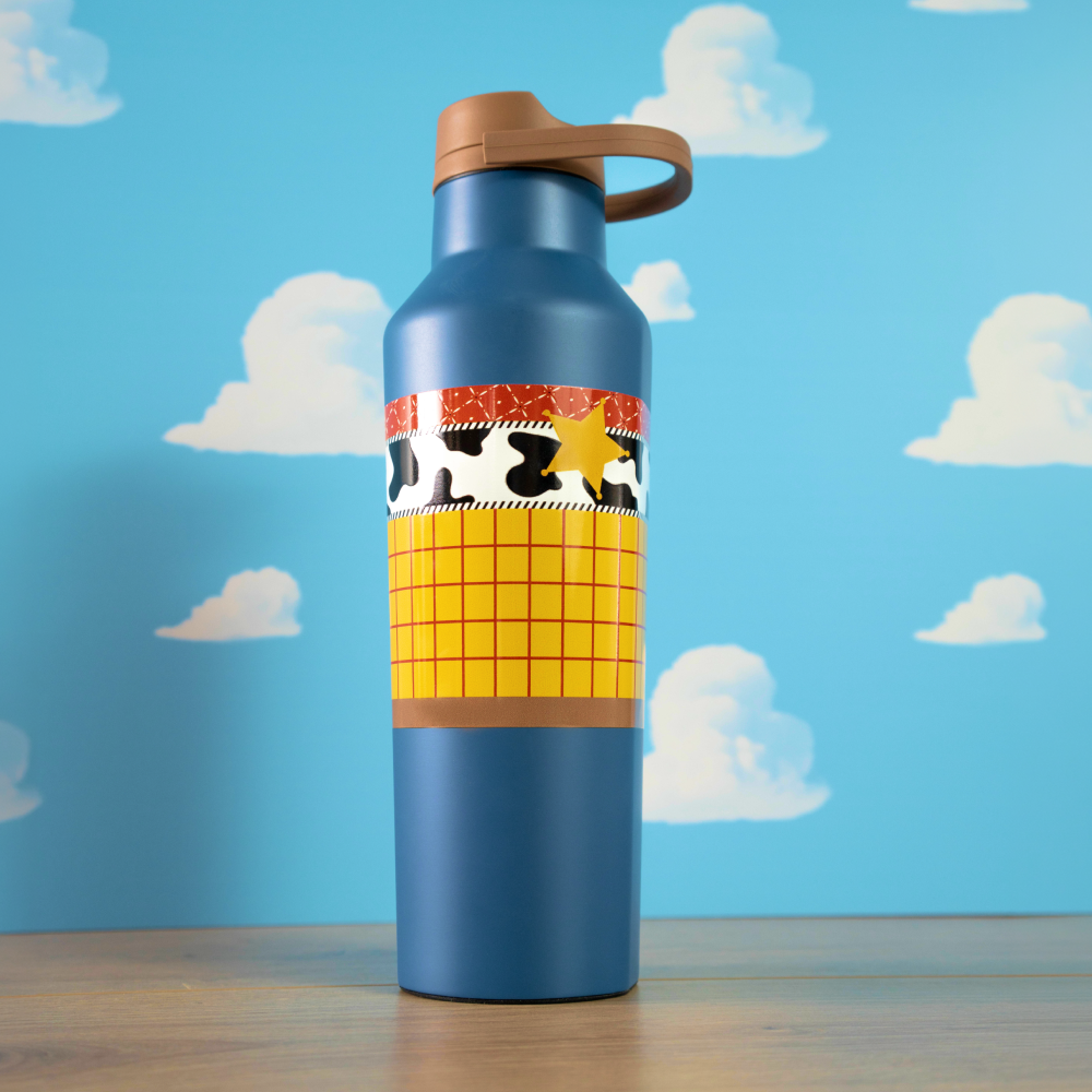 toy-story-sport-canteen-e4 50f41b5cb358--PDP-WOODY.png