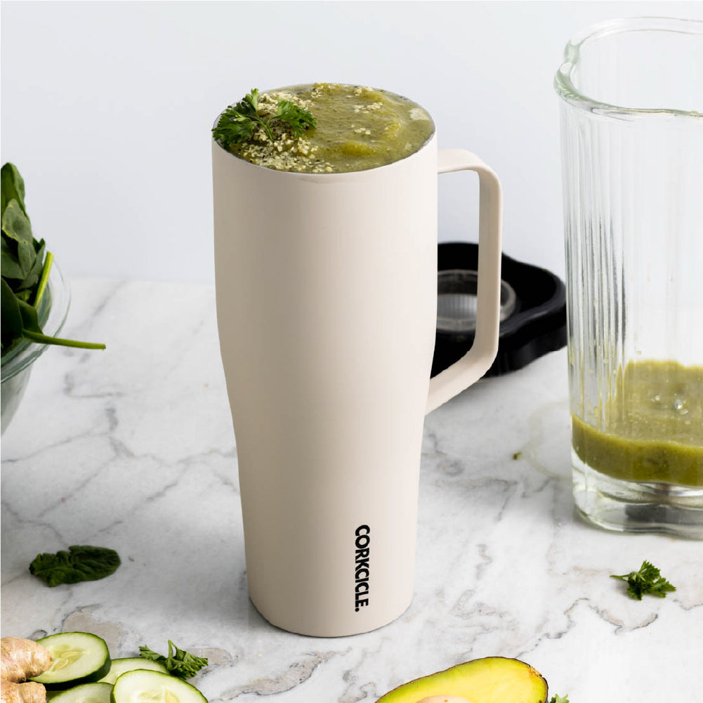 cold-cup-xl-g7 588f4a27c4cf--2230CLT-lifestyle.jpg