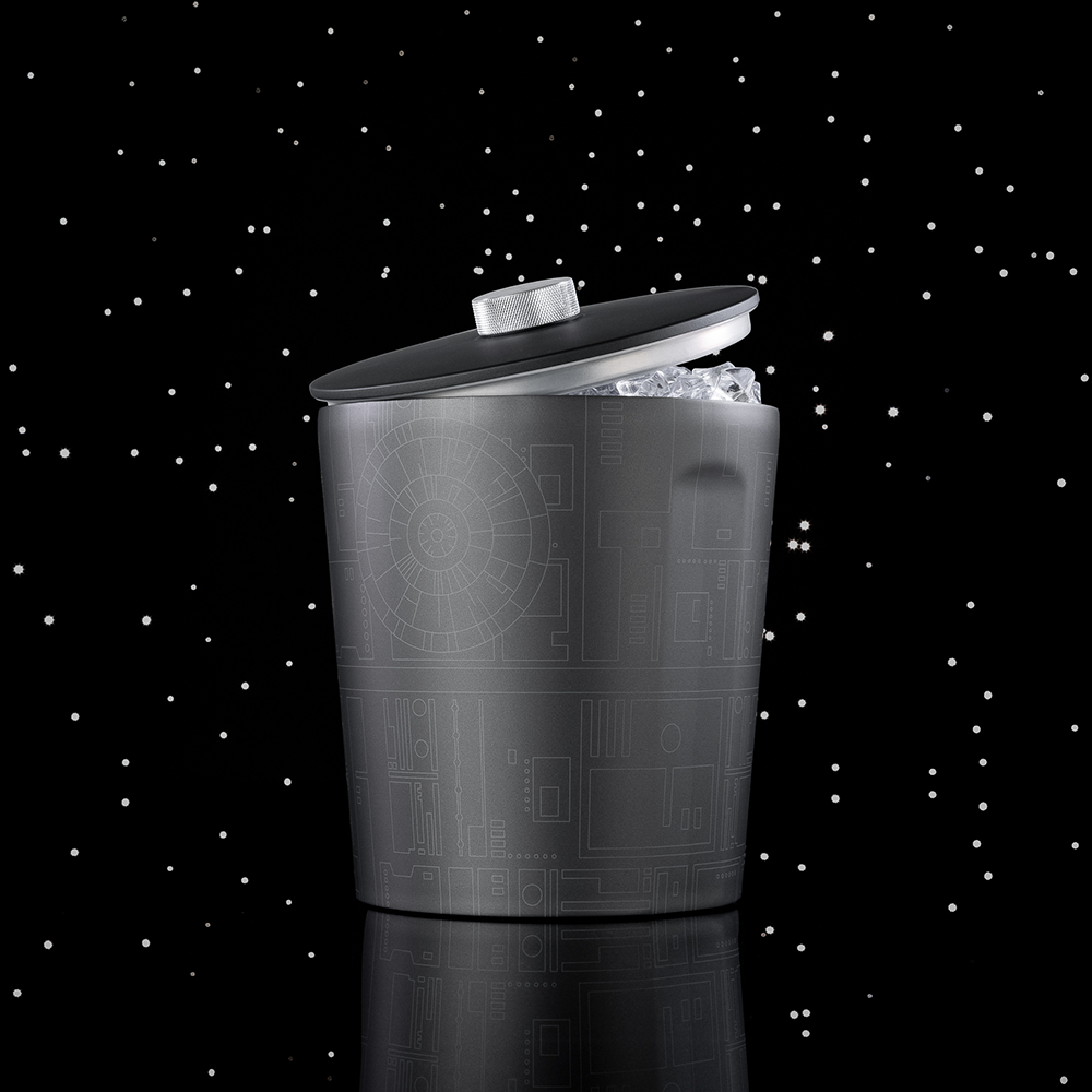 star-warstm-ice-bucket-q8 DS-Lifestyle.png