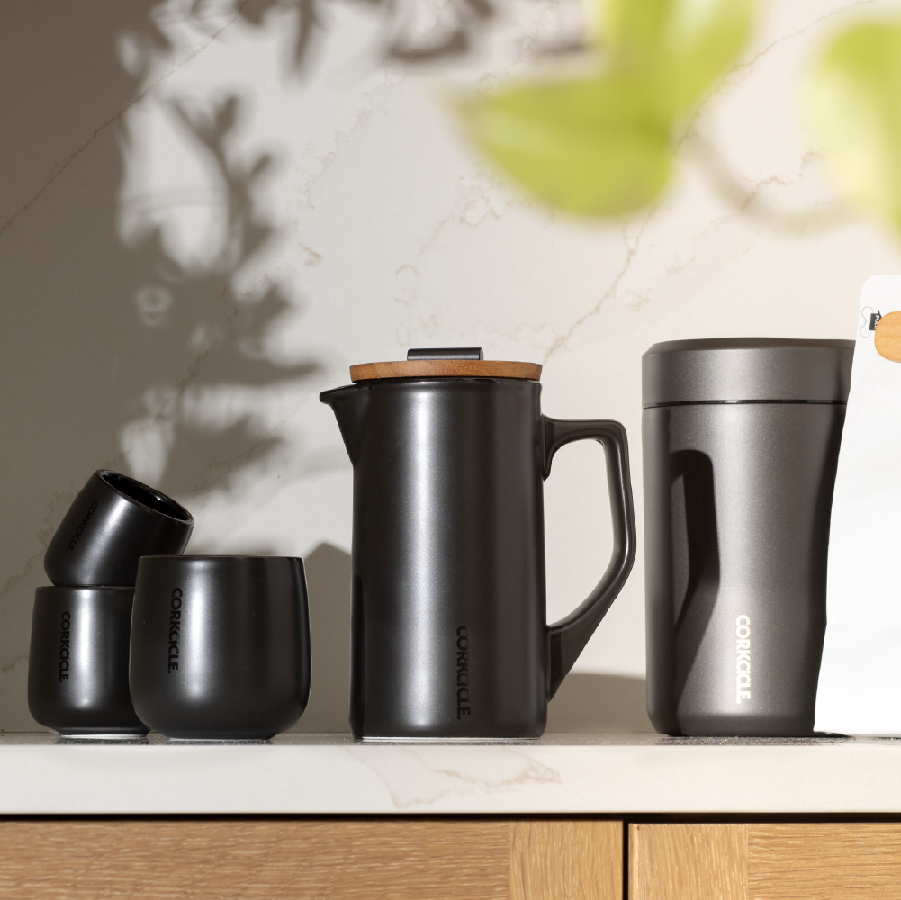 ceramic-french-press-r7 FP_Lifestyle2.png