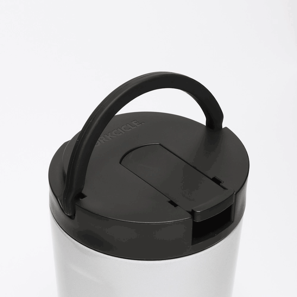 disney-kids-cup-v0 Kids_Cup_28_0906b7b6-4acf-4cb6-8c0d-d15f57c40b85.gif